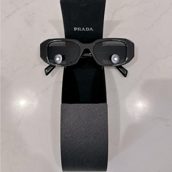 Prada Sunglasses Men/Women